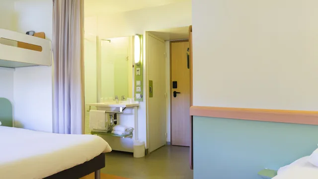 Ibis budget Valence Sud photo 2