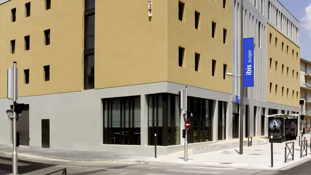 Ibis budget Poitiers Centre Gare photo 9