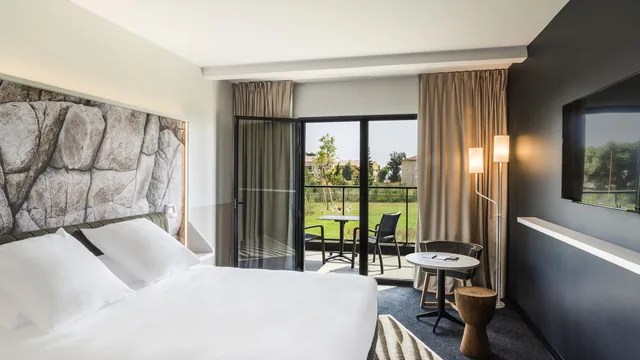 Travelodge by Wyndham Kamloops photo 2