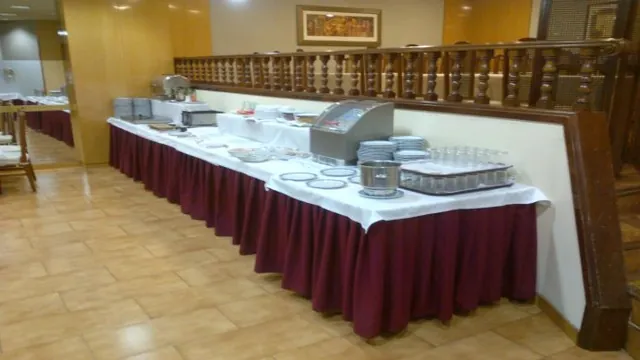 Husa Zaragoza Royal Hotel photo 3