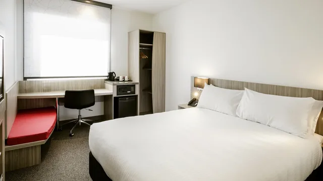 Ibis Mackay photo 6