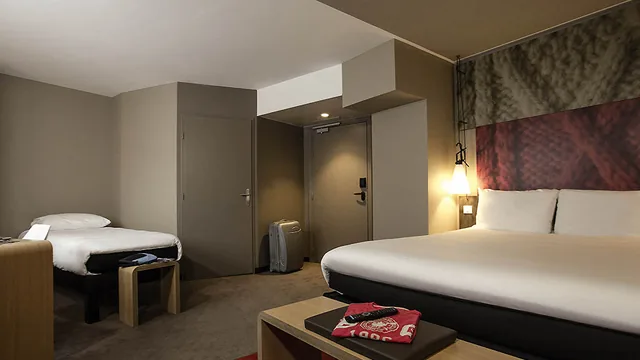 Travelodge by Wyndham Muskegon photo 6