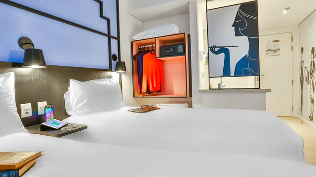 Travelodge by Wyndham Fort Myers North photo 8