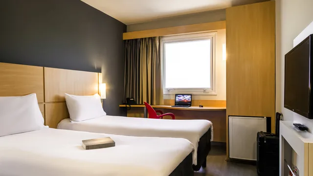 Ibis Marilia photo 8