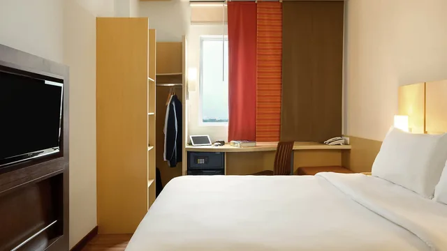 Travelodge by Wyndham Prince Albert photo 2