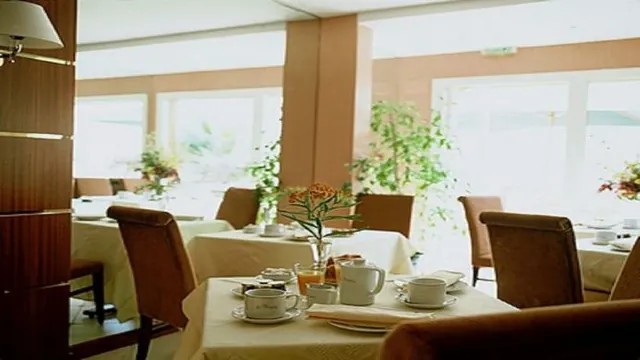Travelodge by Wyndham Trois-Rivieres photo 2