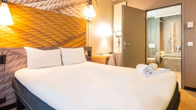 Ibis Genève Centre Lac photo 6