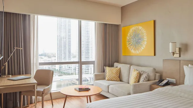 Novotel Suites Manila at Acqua photo 4