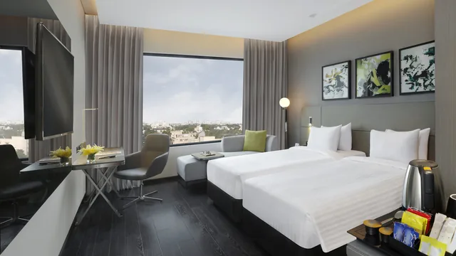 Novotel Chennai Chamiers Road photo 4