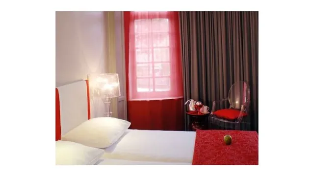 Monty Small Design Hotel Brussels photo 3