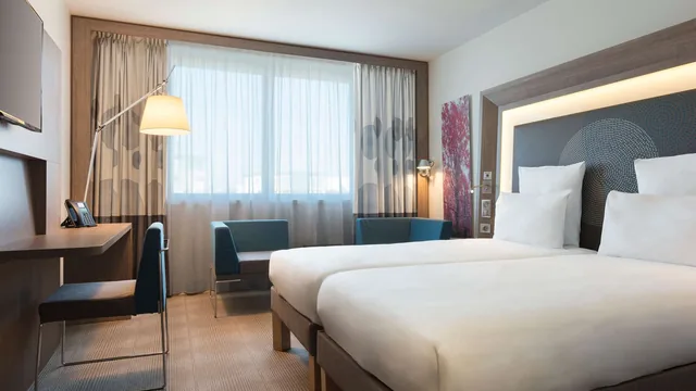 Novotel Paris Saint Denis Stade Basilique photo 9