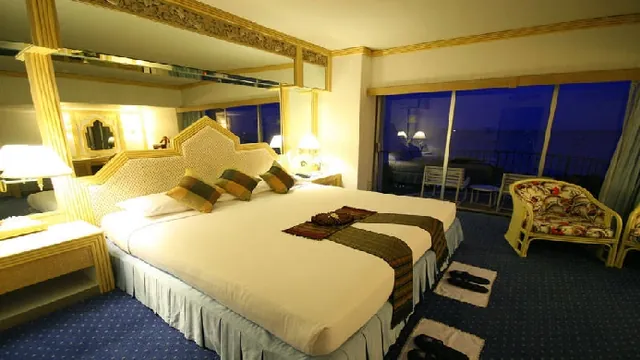 AmericInn by Wyndham Duluth photo 3