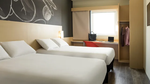 Ibis Irapuato photo 2