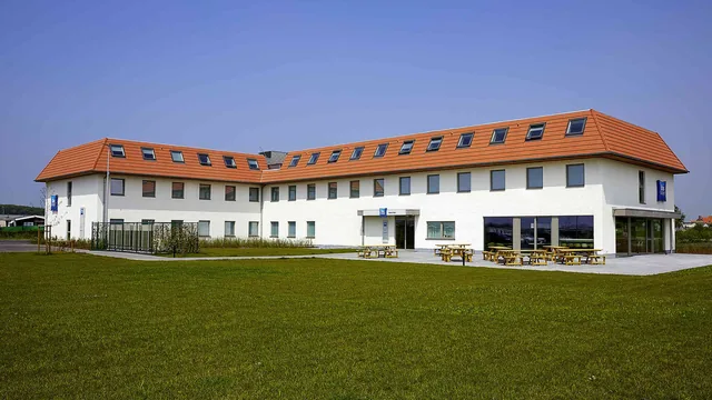 Wingate by Wyndham Montgomery photo 5