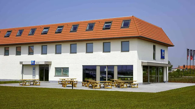 Wingate by Wyndham Montgomery photo 9