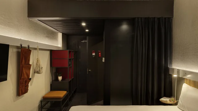 Ibis Kyiv Beresteiska photo 8