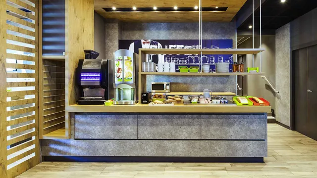Ibis budget Mulhouse Centre Gare photo 6