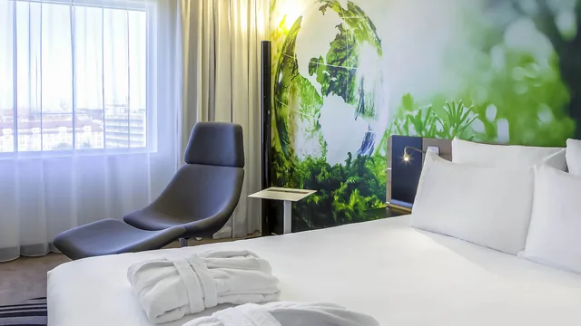 Novotel Wroclaw Centrum photo 4