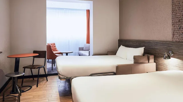 Ibis Styles Hy?res Rooftop & Spa photo 2