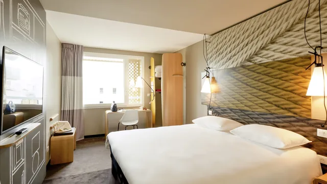 Ibis Lyon Carré de Soie photo 1
