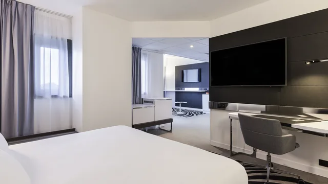 Novotel Tours Centre Gare photo 1
