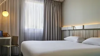 Ibis Montlh?ry Paris Sud
