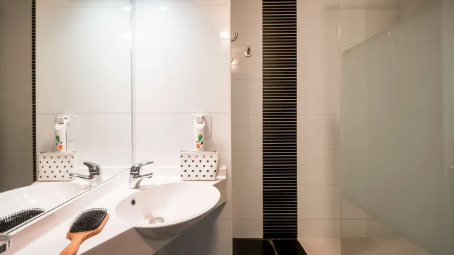 Ibis Styles Rouen Val De Reuil photo 6