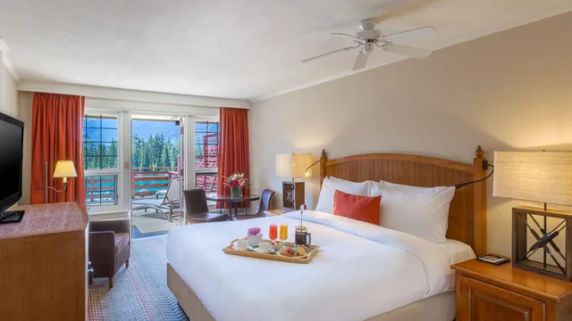 Fairmont Jasper Park Lodge photo 3