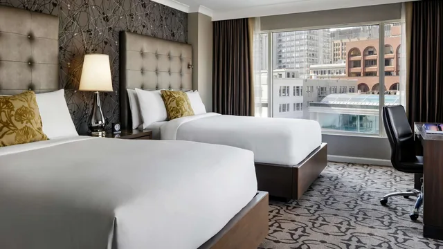 Fairmont Waterfront photo 6