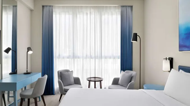 Mercure Dubai Deira photo 1