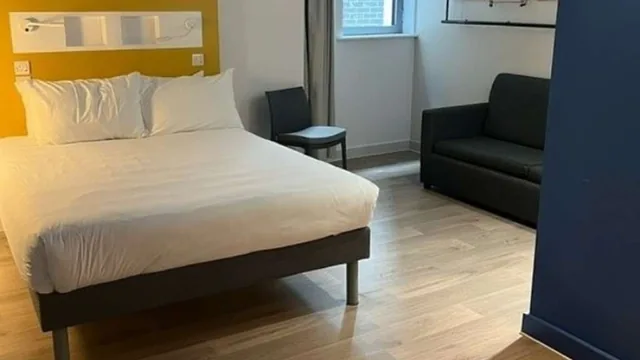 Ibis budget Swindon photo 5