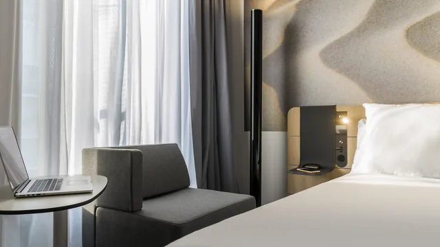 Novotel Charleroi Centre photo 3