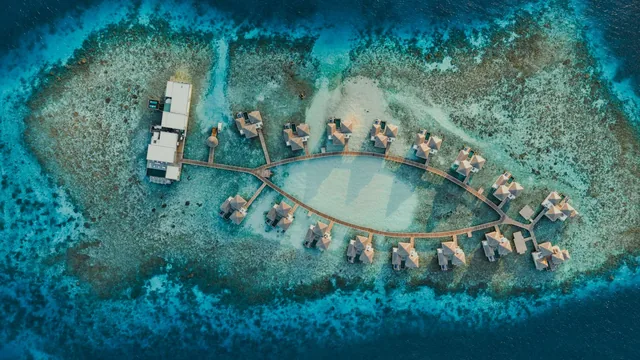 Raffles Maldives Meradhoo Resort photo 1