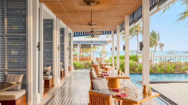 Raffles Maldives Meradhoo Resort photo 4
