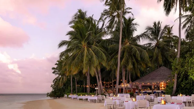 Raffles Maldives Meradhoo Resort photo 11