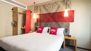 Ibis Lanzhou Dongfanghong Plaza Hotel