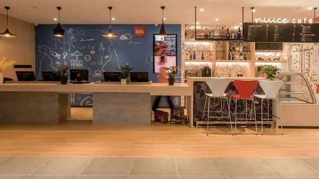 Ibis Zhengzhou Longhai Road photo 9