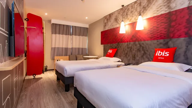 Ibis Wuxi Taihu Square Hotel photo 7