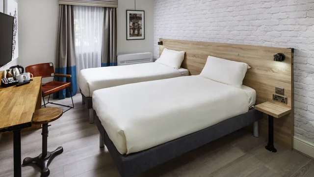 Ibis Styles Birmingham Oldbury photo 2