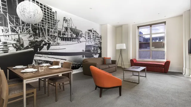 Mantra One Sandy Bay Road Hobart photo 8