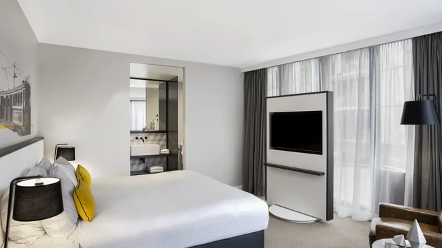 Peppers Docklands Melbourne photo 9
