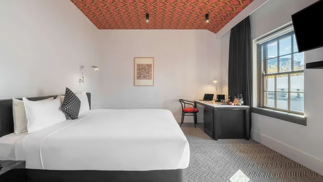 Peppers Gallery Hotel Canberra photo 2