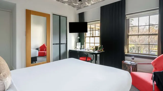 Peppers Gallery Hotel Canberra photo 8