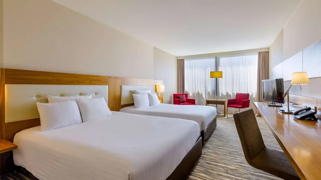 Mövenpick Hotel Geneva photo 8