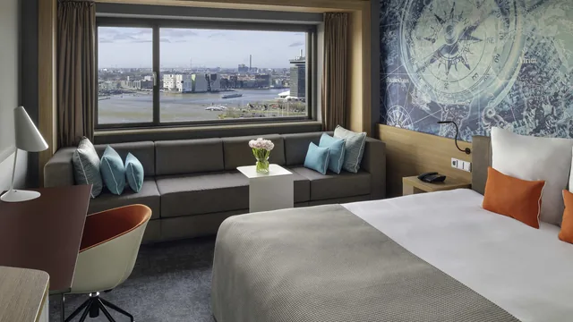 Mövenpick Hotel Amsterdam City Centre photo 2