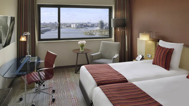 Mövenpick Hotel Amsterdam City Centre photo 5