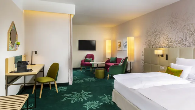 Mövenpick Hotel Stuttgart Messe & Congress photo 2