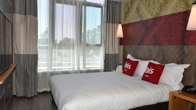 Ibis Lanzhou West Railway Station Hotel photo 7