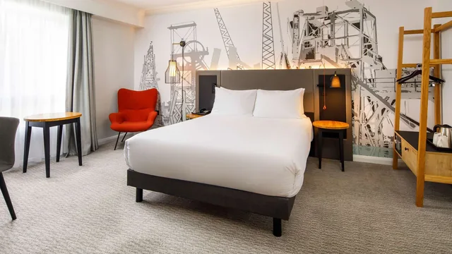 Mercure Cardiff North Hotel photo 1