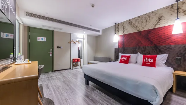 Ibis Chongqing Jiefangbei Pedestrian Street Hotel photo 8